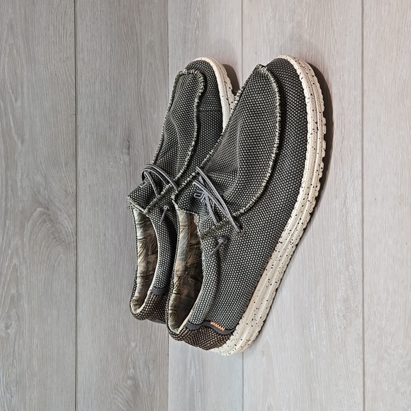 Hey Dude Mens Wally Kite Musk Loafer Slip on shoes sz 13 - Picture 1 of 12